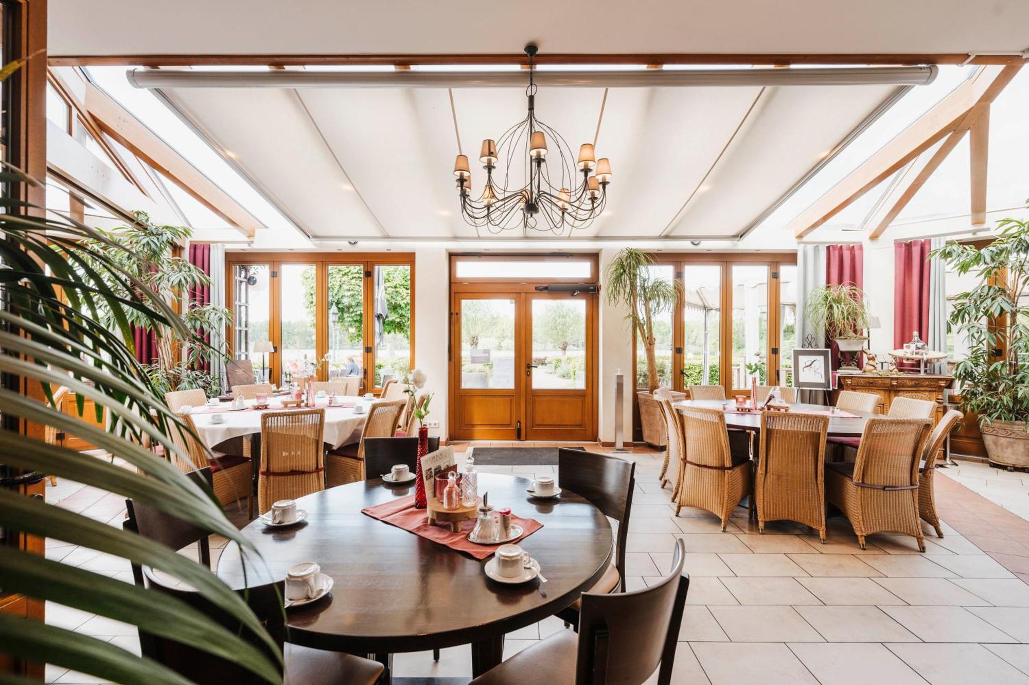 Appartementhotel Seeblick Гронау Екстериор снимка