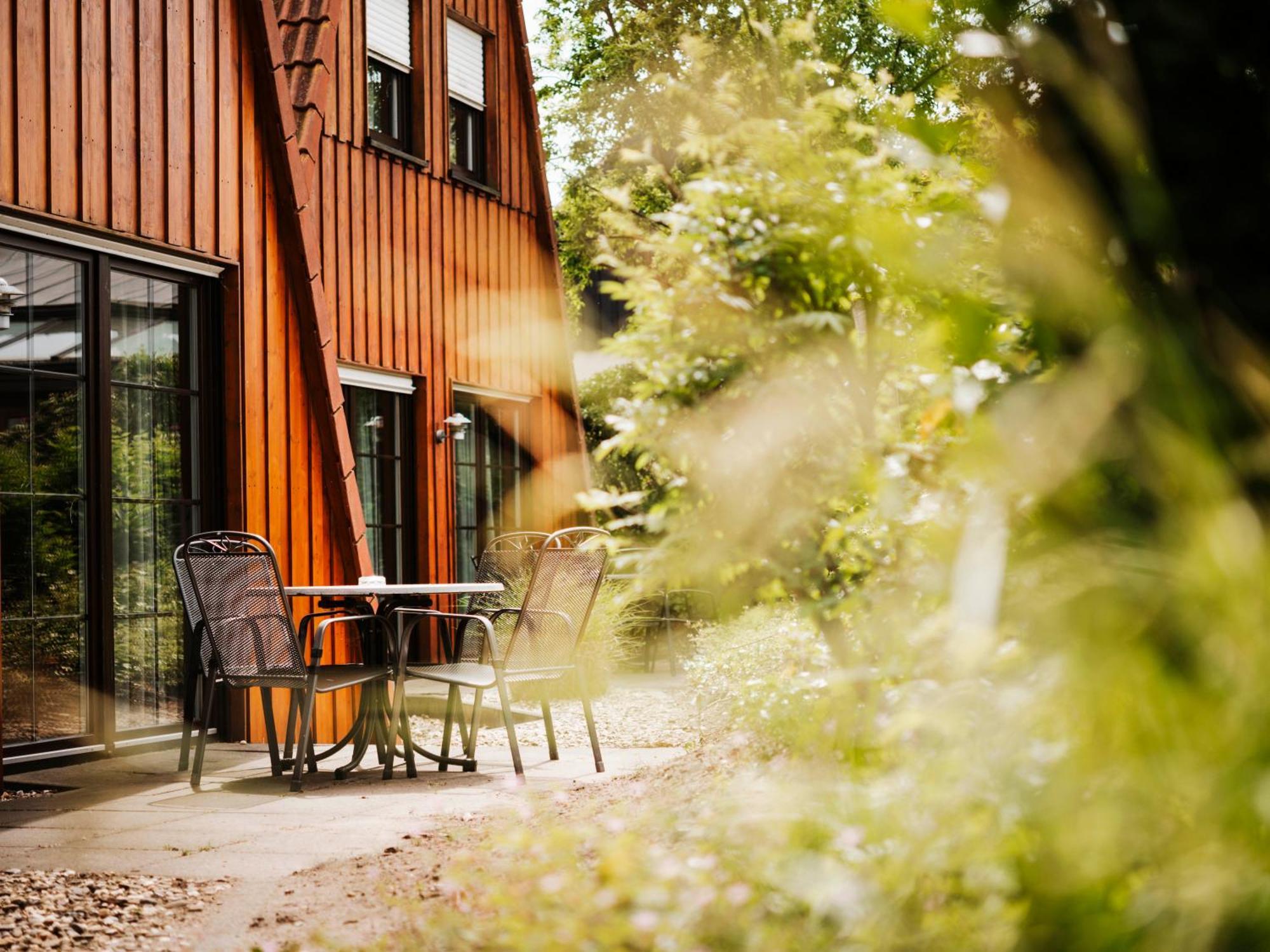 Appartementhotel Seeblick Гронау Екстериор снимка