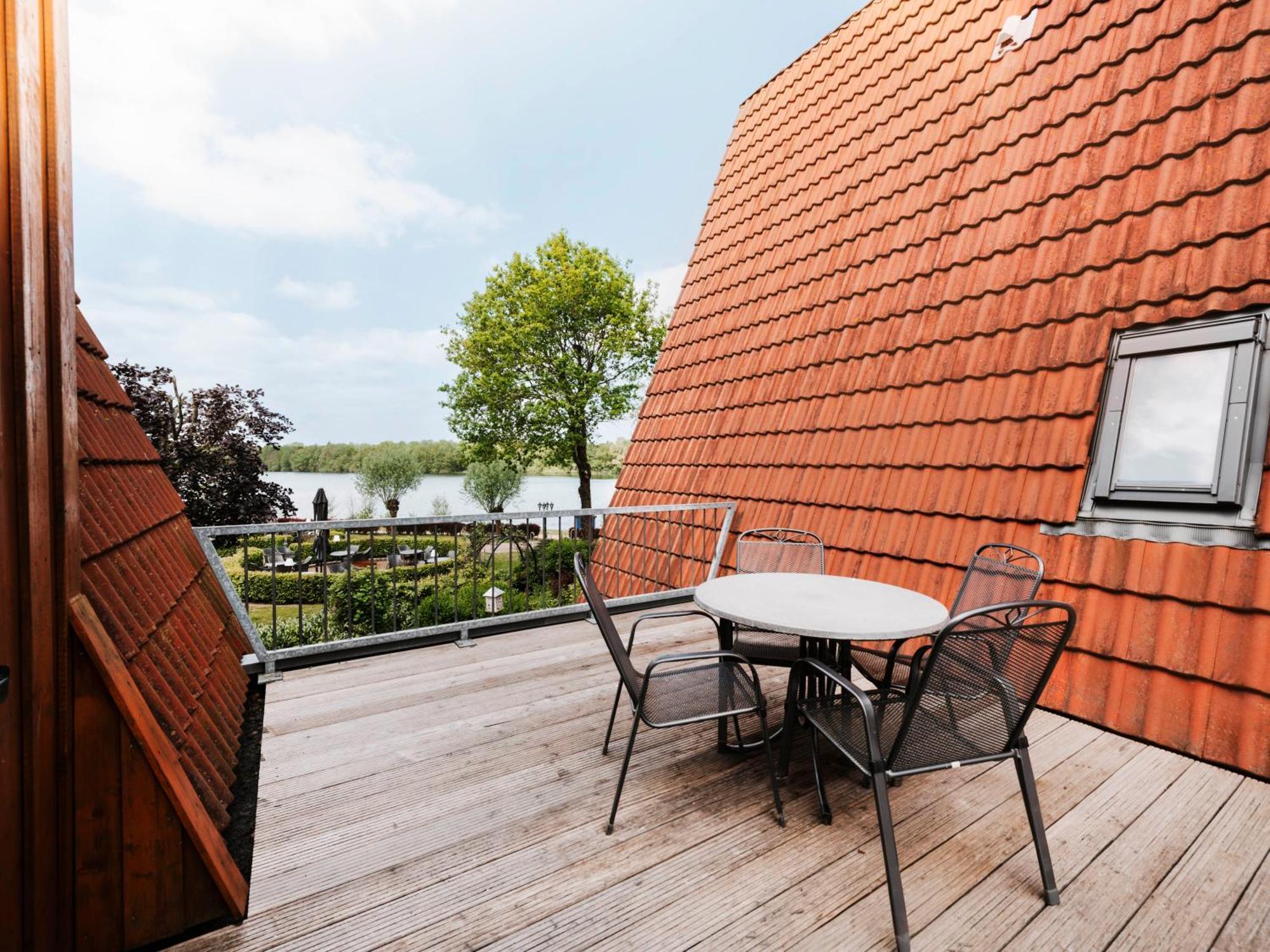 Appartementhotel Seeblick Гронау Стая снимка